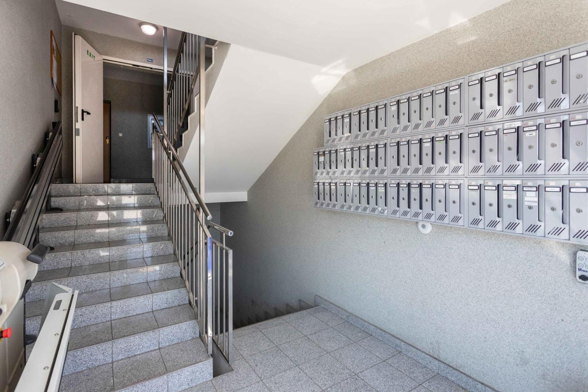 萨格勒布Sunny 1Bdr With Balcony & Parking公寓 外观 照片